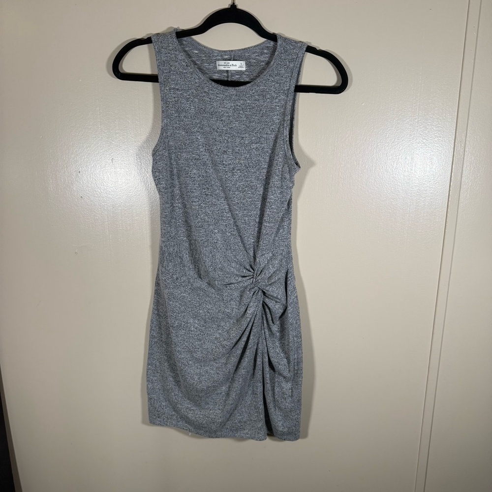 Abercrombie & Fitch Sleeveless Mini Dress Gray size Small
